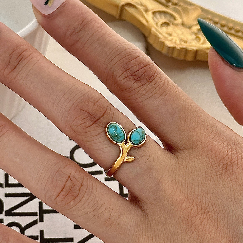 Charming Gold Ring for Any Occasion