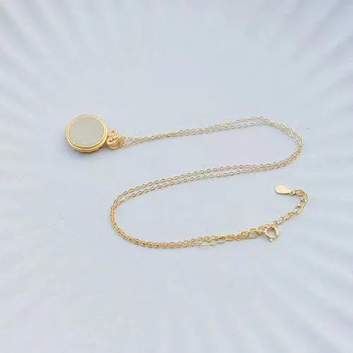 Classic Silver Necklace with Timeless Appeal