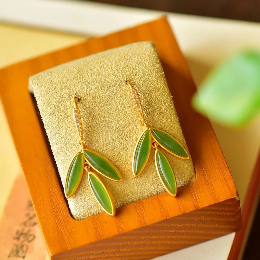 Elegant Silver Earring for Every Occasion