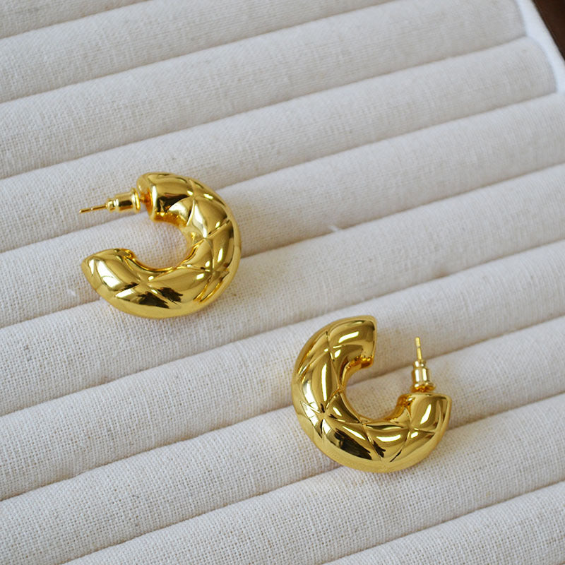 Delicate Artisan Gold Earring