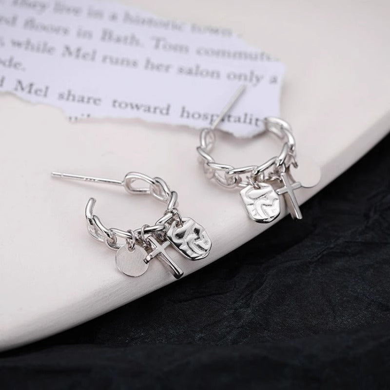 Charming Earring for Any Occasion