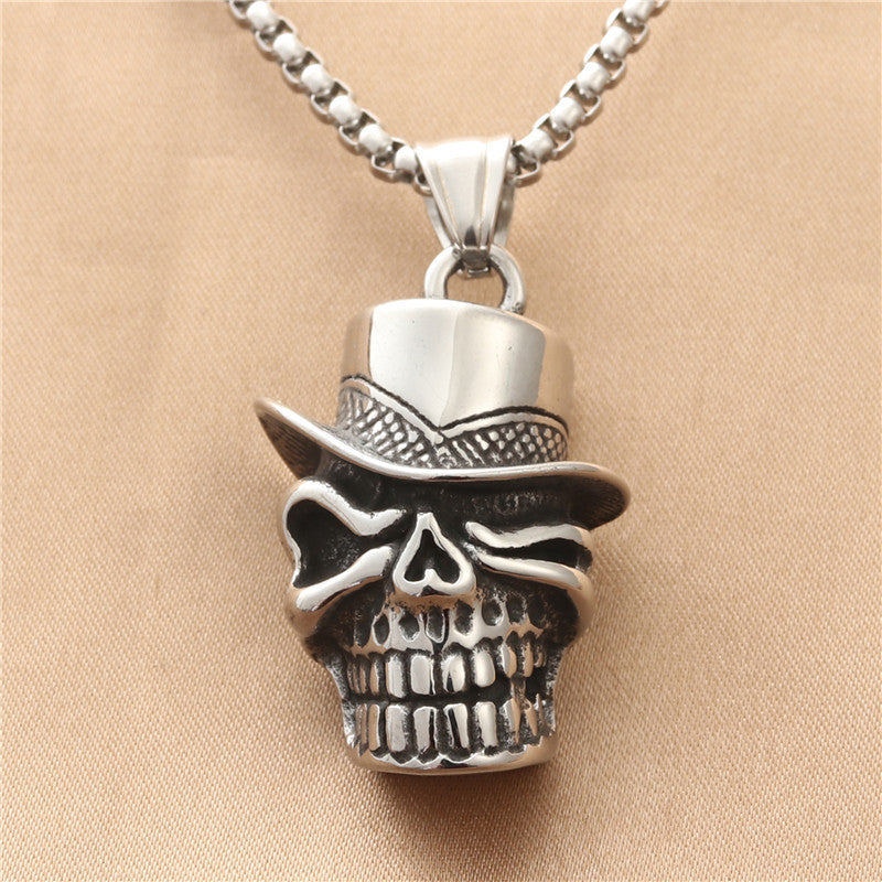 Classic Pendant with Timeless Appeal