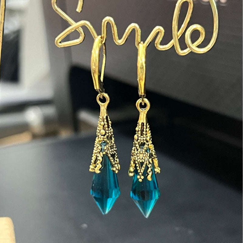 Classic Earring with Timeless Appeal