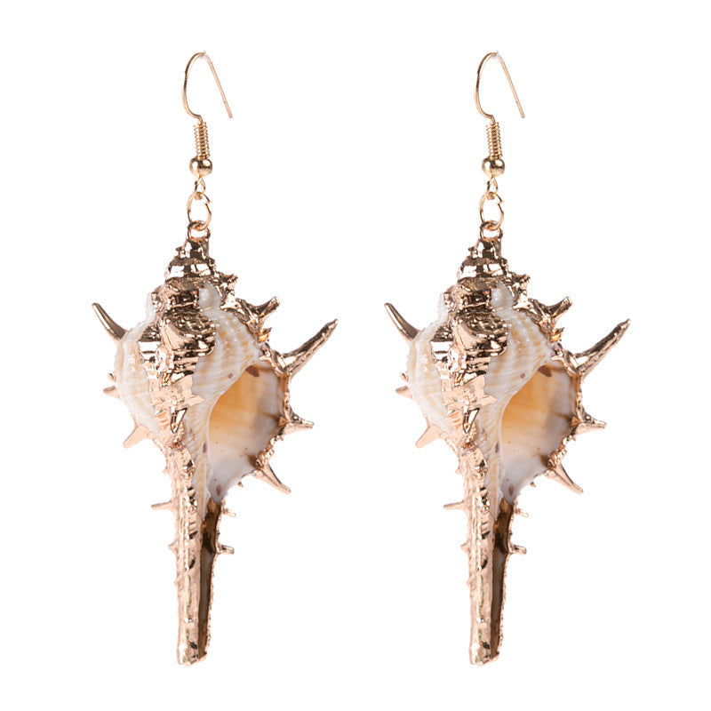 Beautiful Gold Earring with Unique Style
