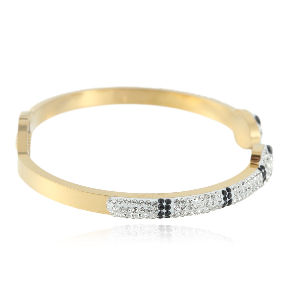 Charming Bracelet for Any Occasion