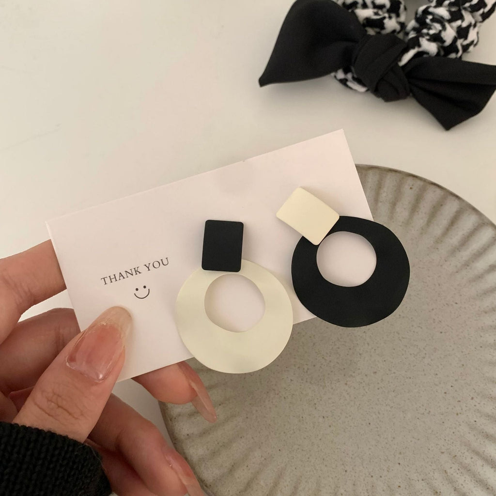 Elegant Earring for Every Occasion