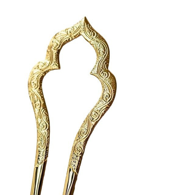 Charming Piece for Any Occasion