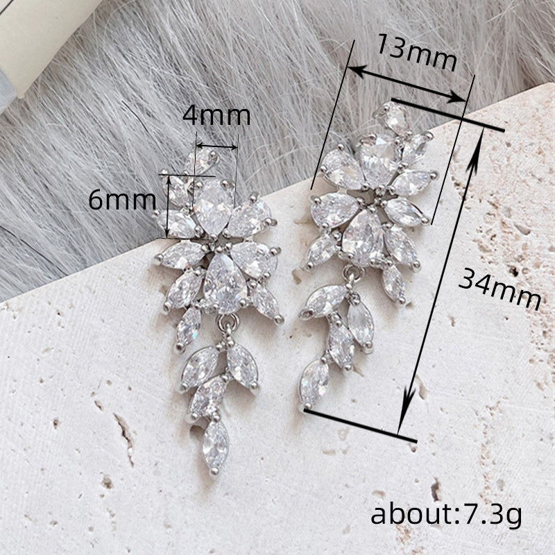 Charming Earring for Any Occasion