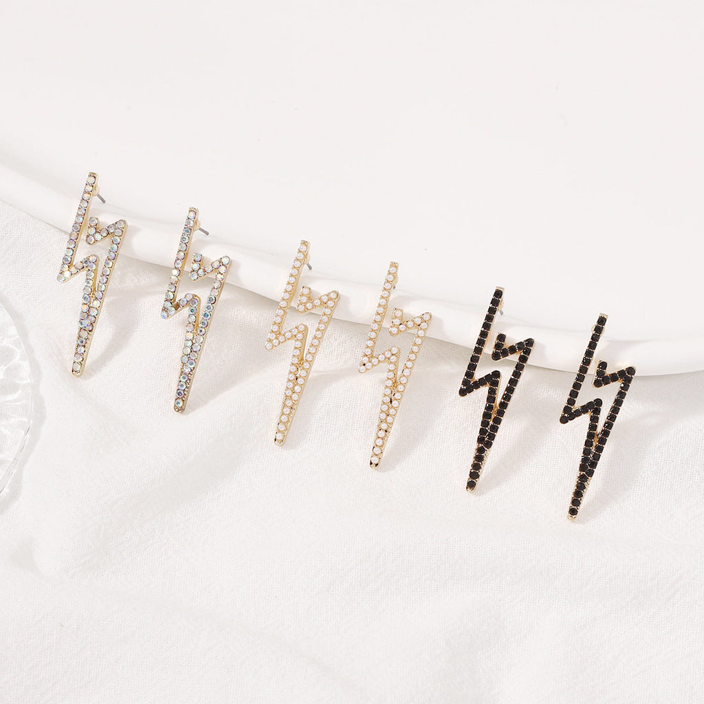 Charming Earring for Any Occasion