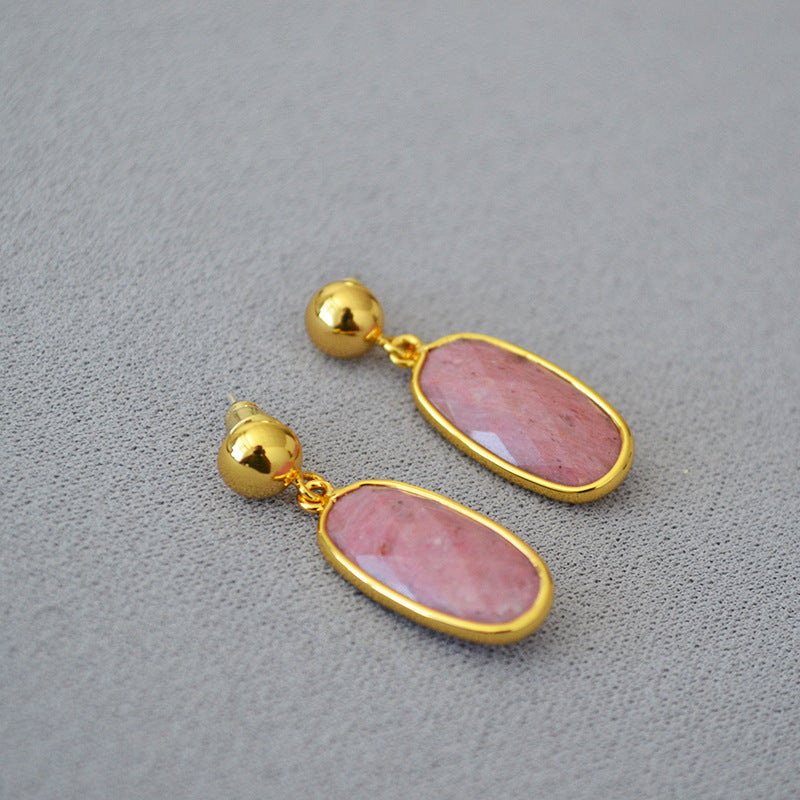 Elegant Gold Earring for Every Occasion