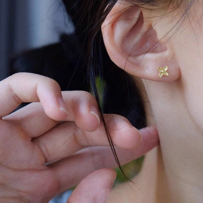Romantic Earring for Special Moments
