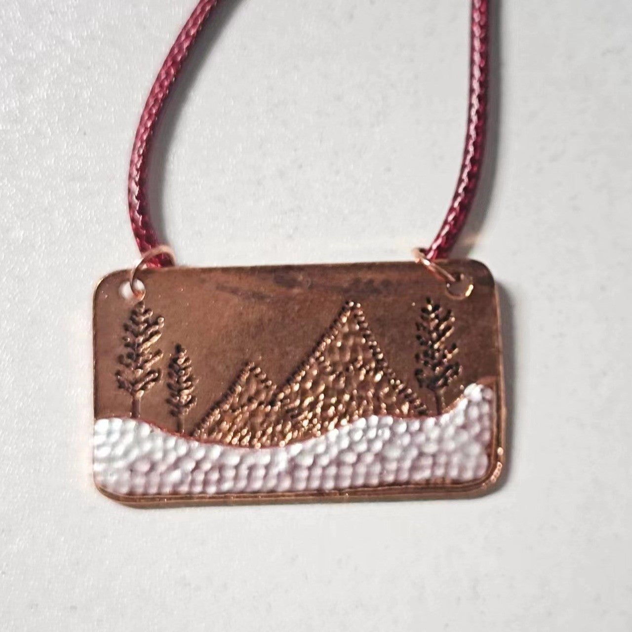 Stunning Necklace for Daily Wear