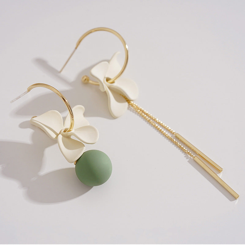 Romantic Earring for Special Moments