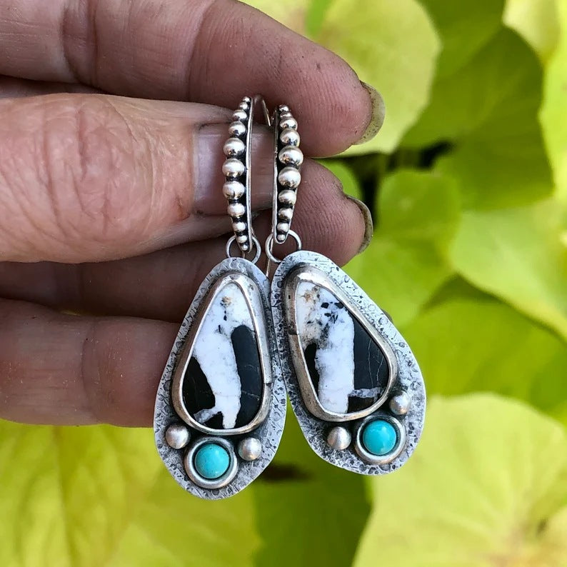 Romantic Earring for Special Moments