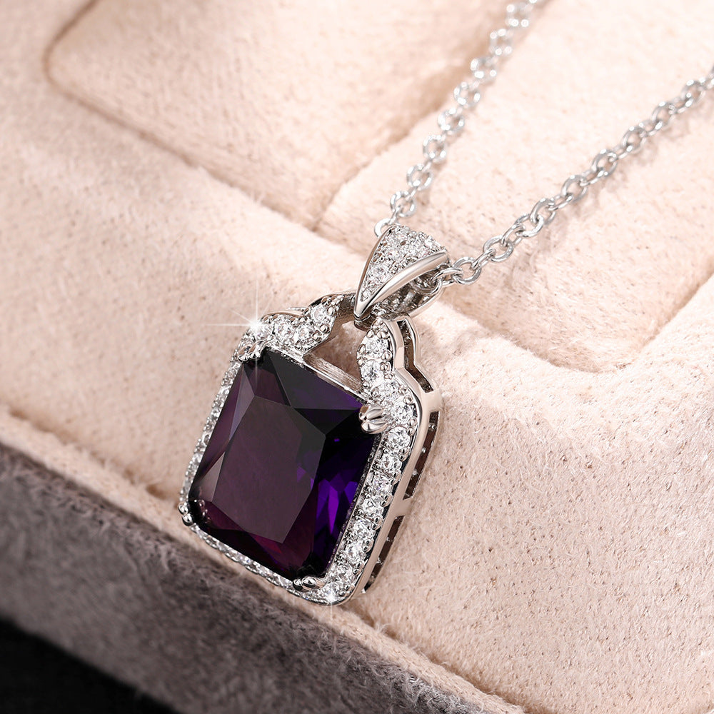 Classic Necklace with Timeless Appeal