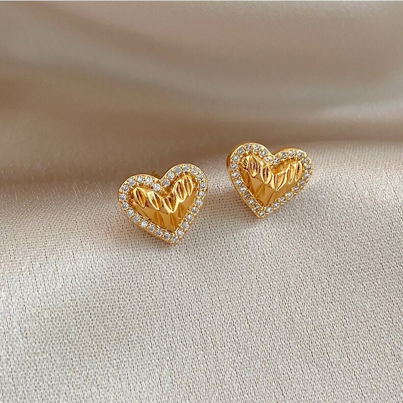 Classic Earring with Timeless Appeal
