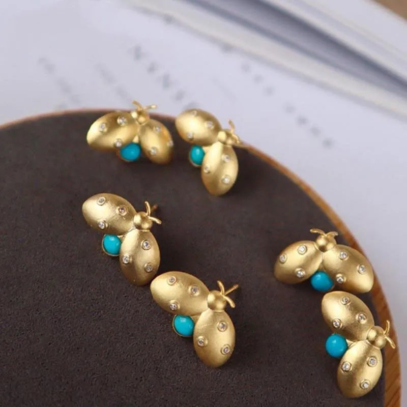 Romantic Gold Piece for Special Moments