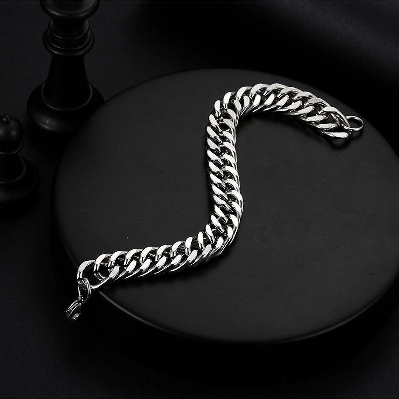 Beautiful Piece with Unique Style