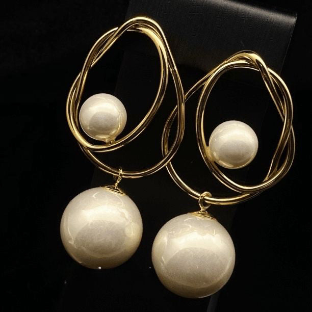 Romantic Earring for Special Moments