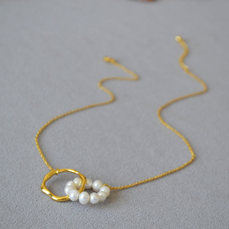 Stunning Gold Necklace for Daily Wear