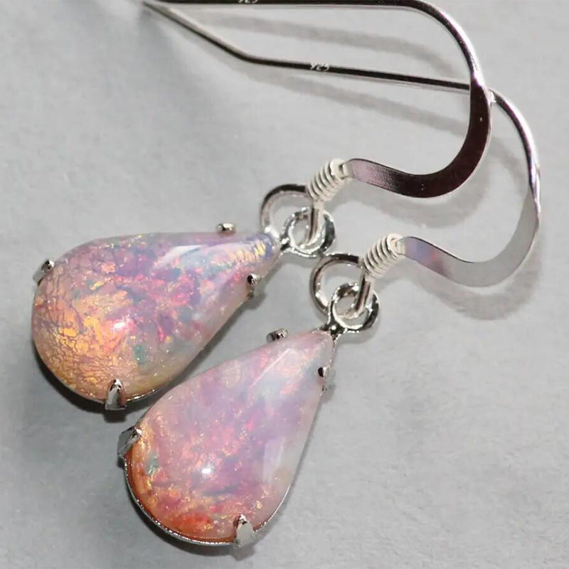 Romantic Gold Earring for Special Moments