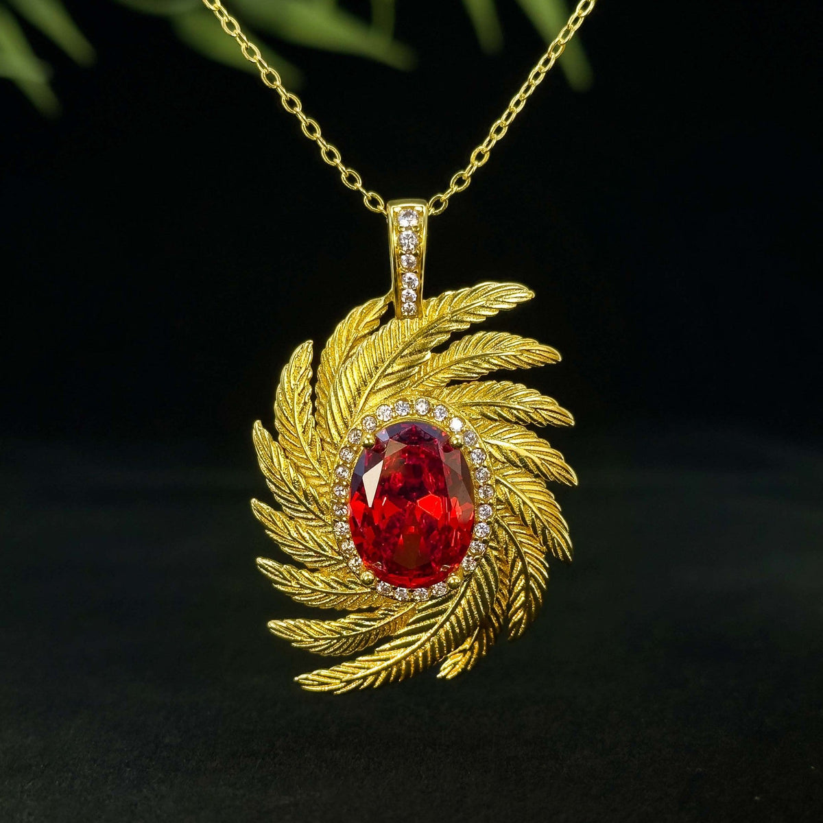Classic Silver Necklace with Timeless Appeal