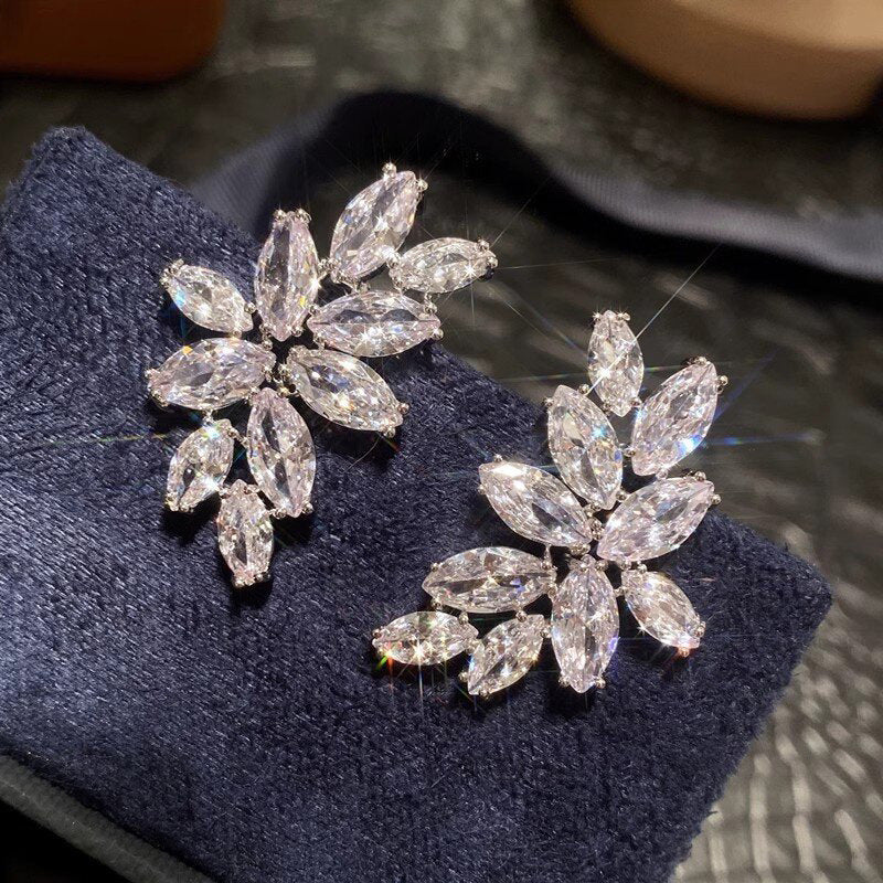 Charming Piece for Any Occasion
