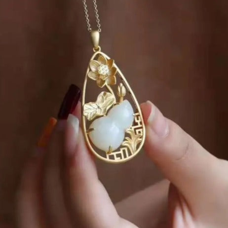 Charming Necklace for Any Occasion