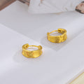 Classic Gold Earring with Timeless Appeal