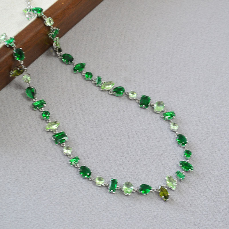 Beautiful Silver Necklace with Unique Style