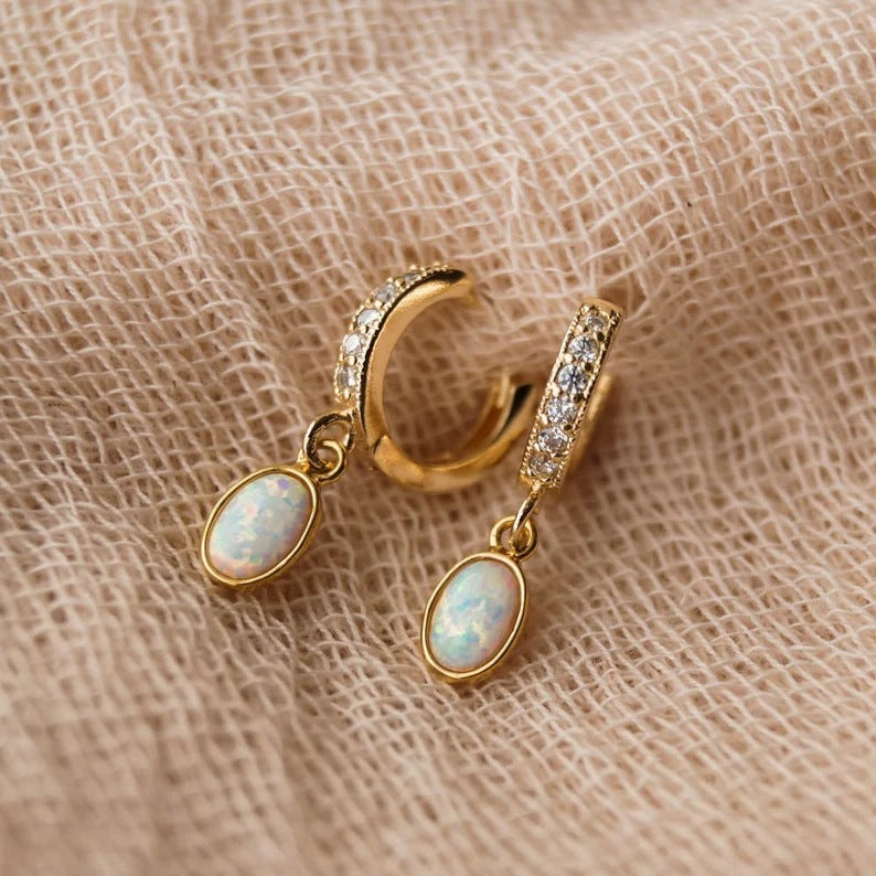 Vintage Handmade Gold Earring