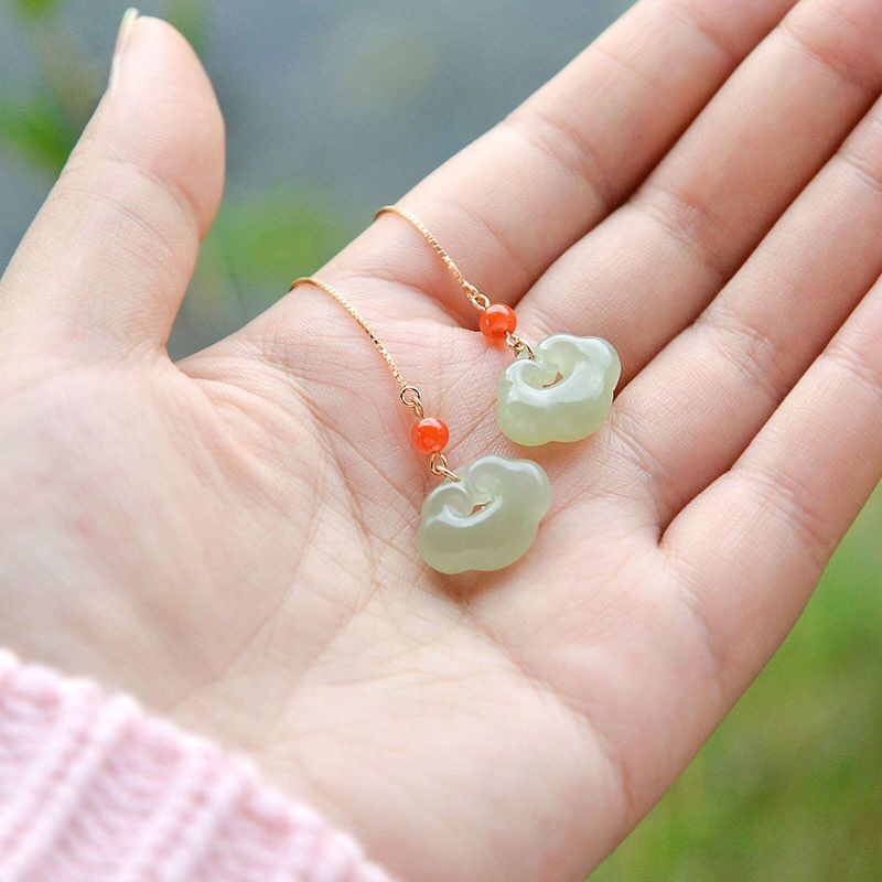 Stunning Necklace for Daily Wear