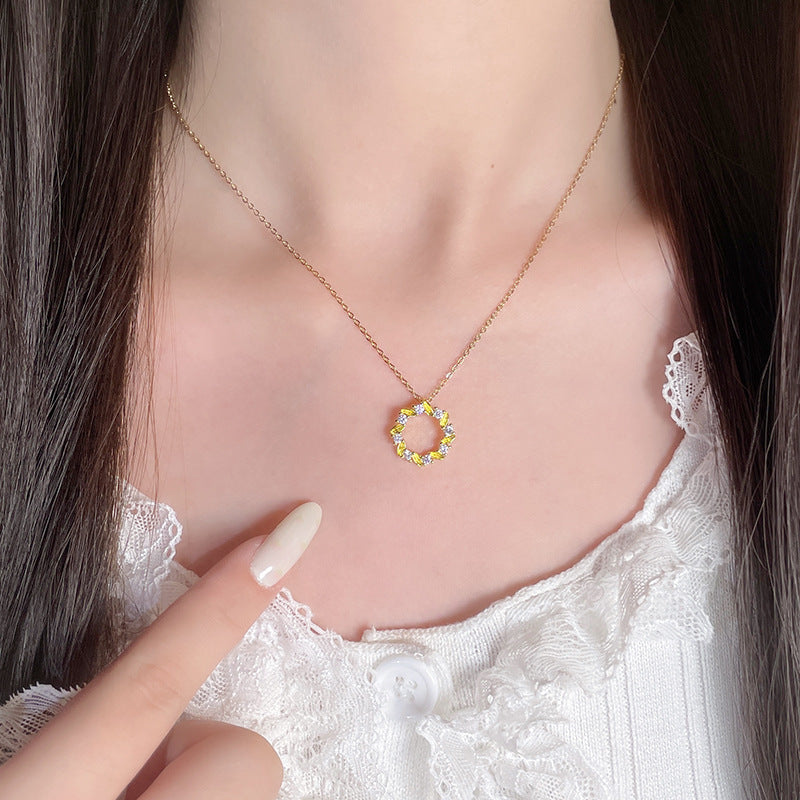 Stunning Necklace for Daily Wear