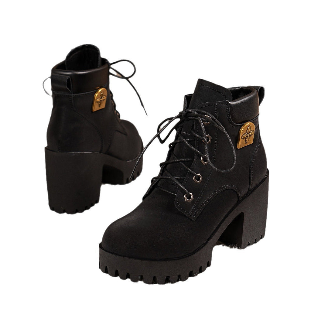 Graceful Orthopedic Boots for Modern Look