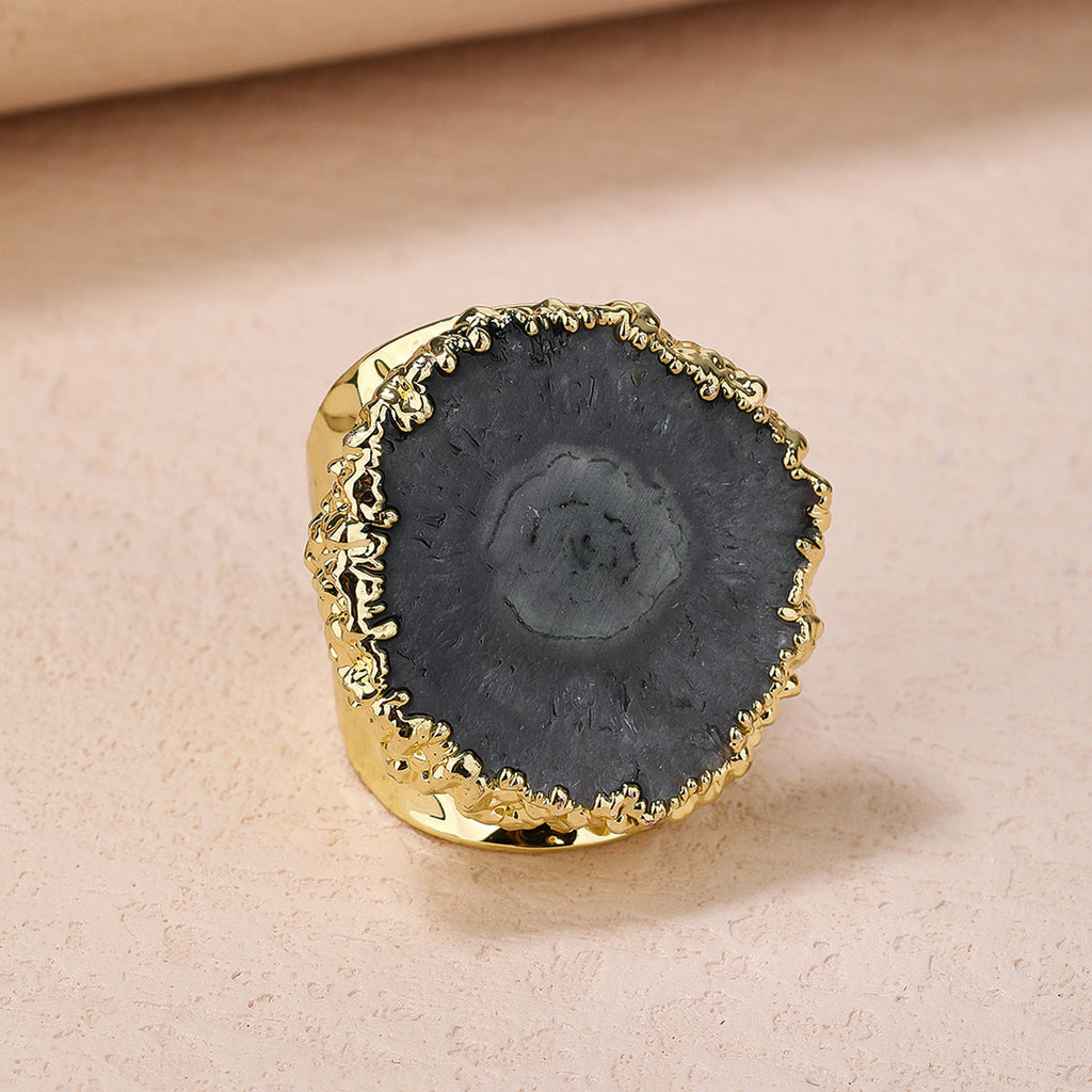 Romantic Gold Ring for Special Moments