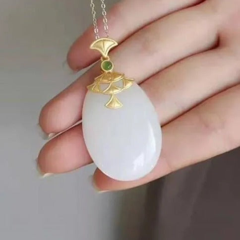 Classic Necklace with Timeless Appeal
