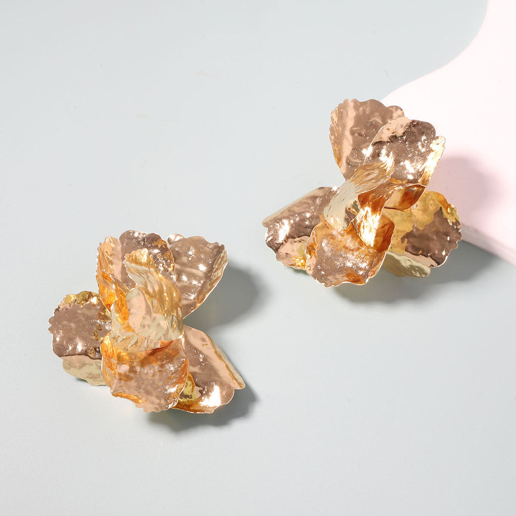 Classic Earring with Timeless Appeal