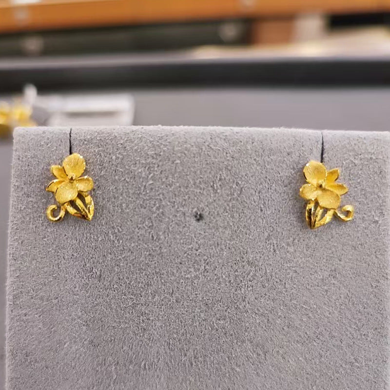 Charming Earring for Any Occasion