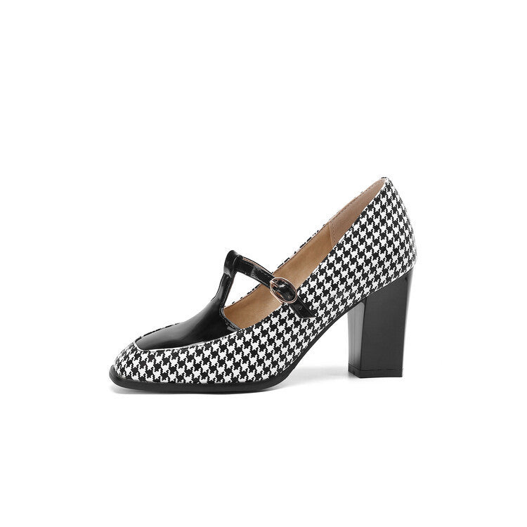 Chic Orthopedic Sandals with Unique Design