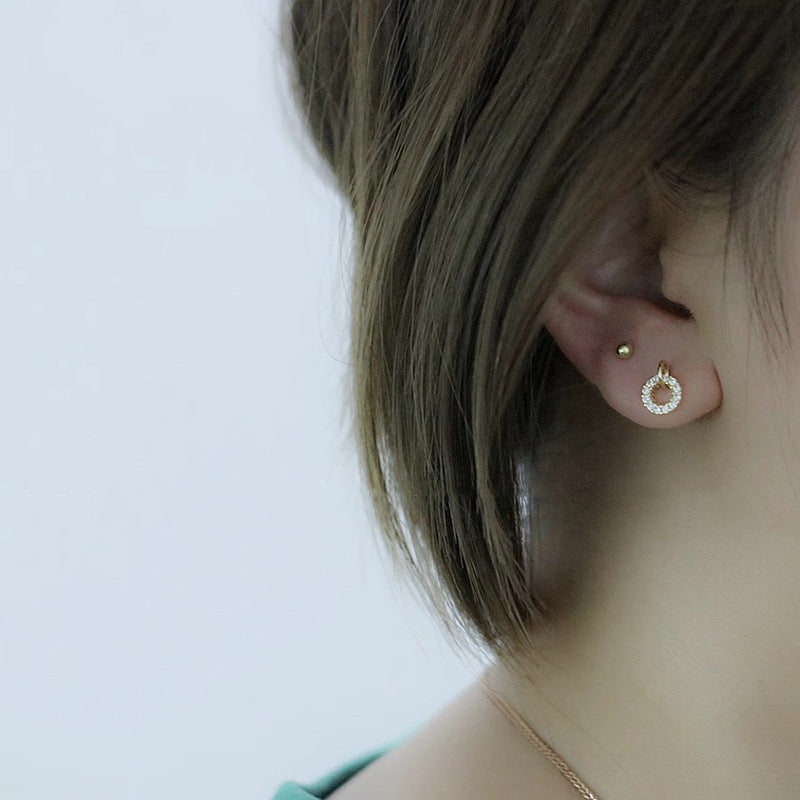 Charming Earring for Any Occasion