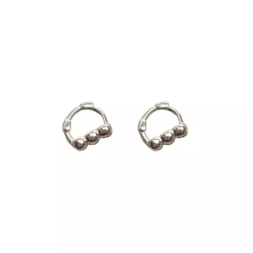 Classic Earring with Timeless Appeal