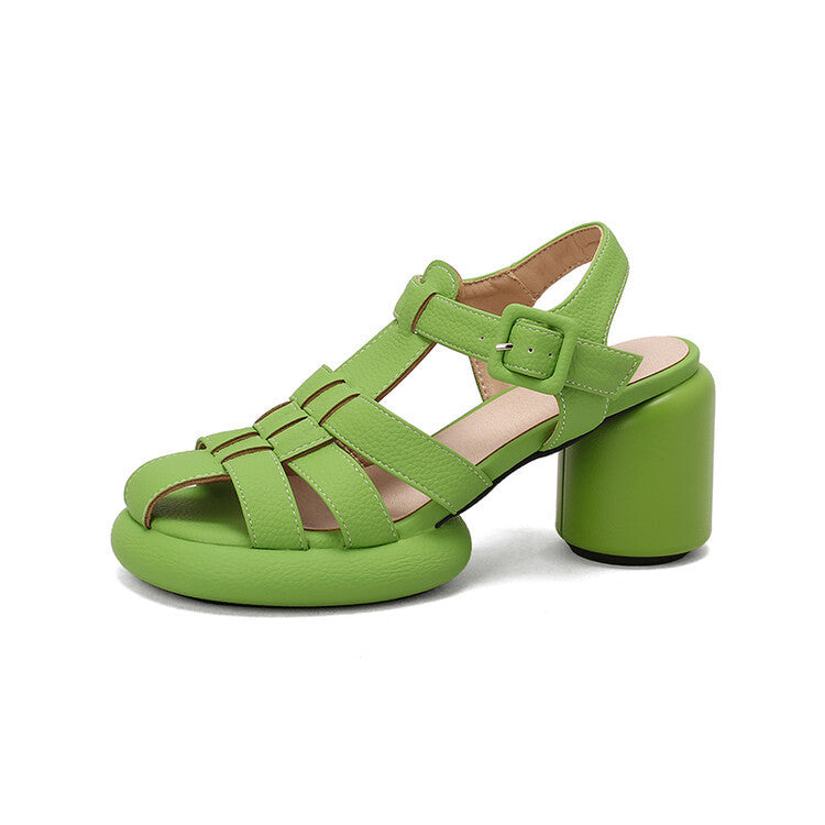 Graceful Orthopedic Sandals for Modern Look