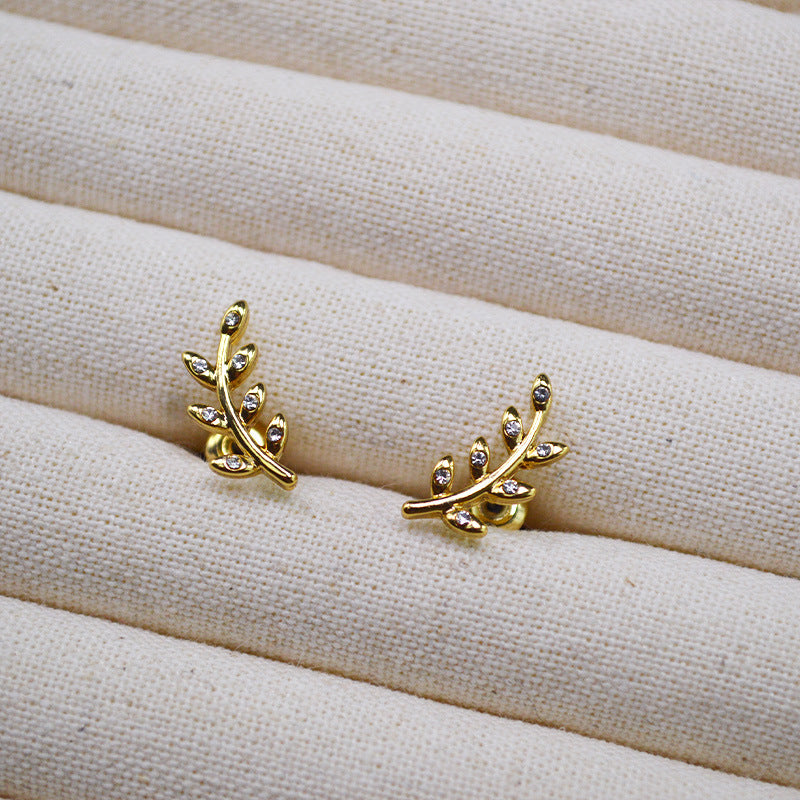 Vintage Handmade Gold Earring