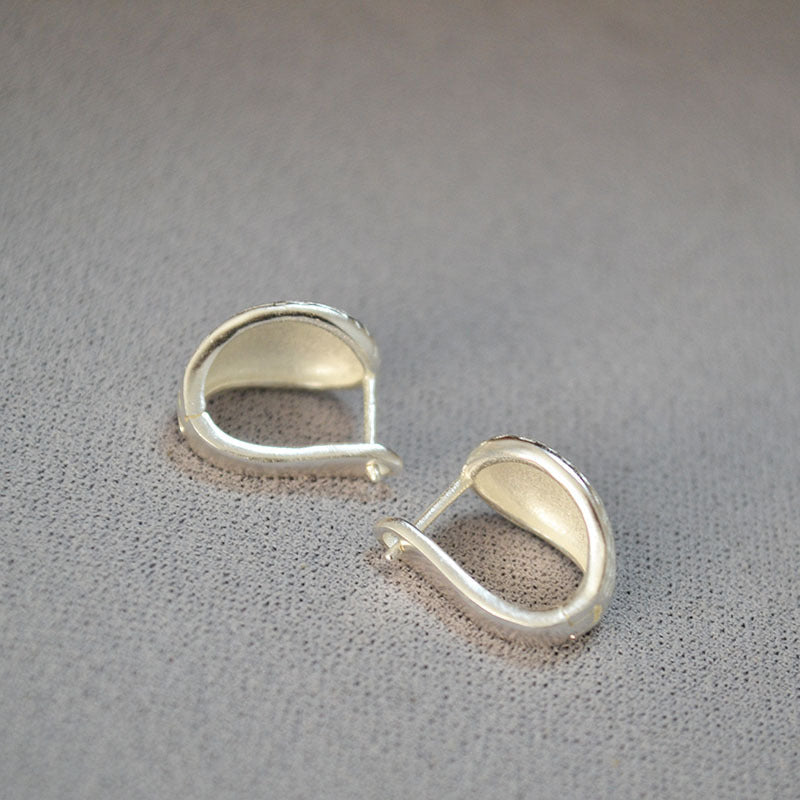 Classic Silver Earring with Timeless Appeal