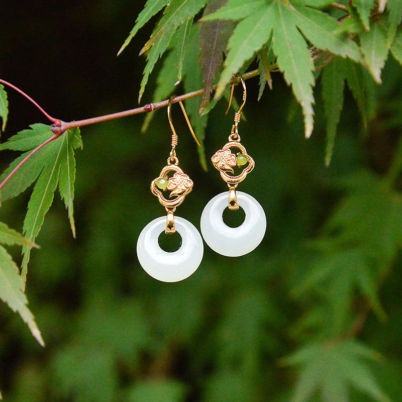 Classic Silver Earring with Timeless Appeal