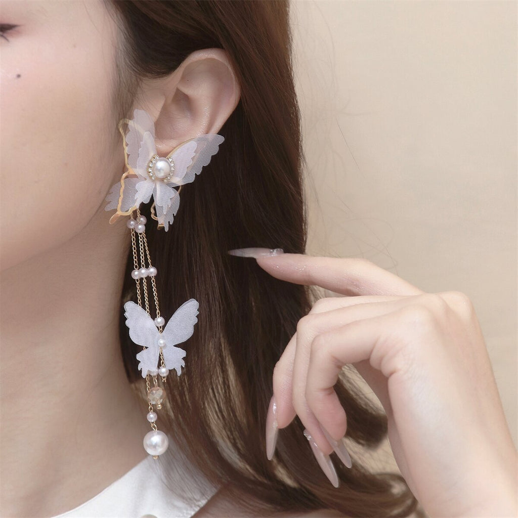 Delicate Artisan Pearl Earring