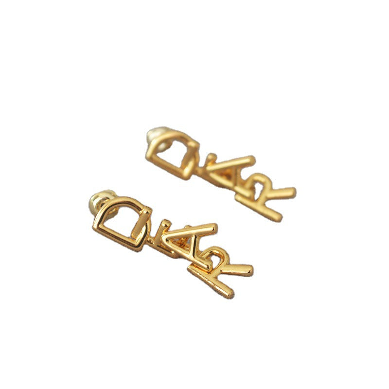 Romantic Silver Earring for Special Moments