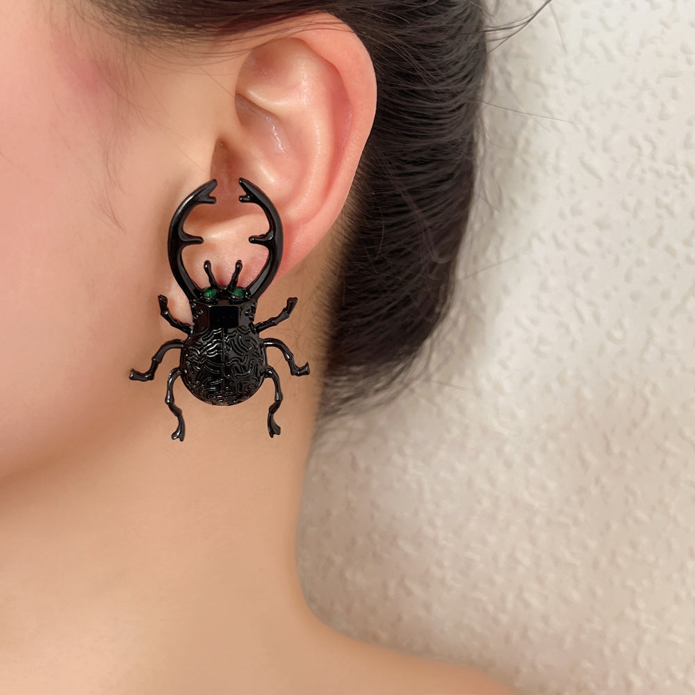 Classic Earring with Timeless Appeal