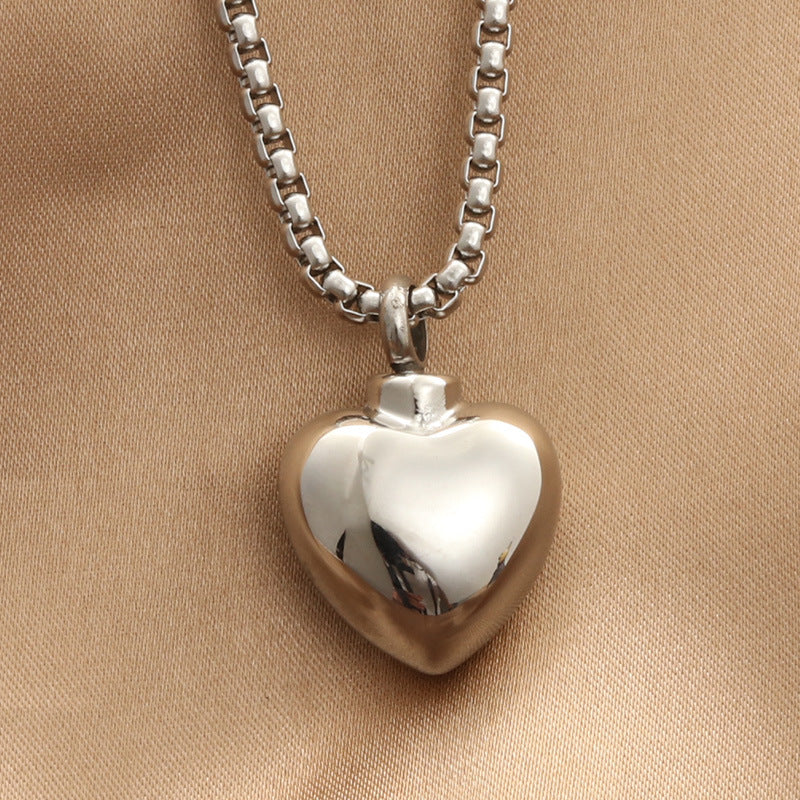 Charming Pendant for Any Occasion