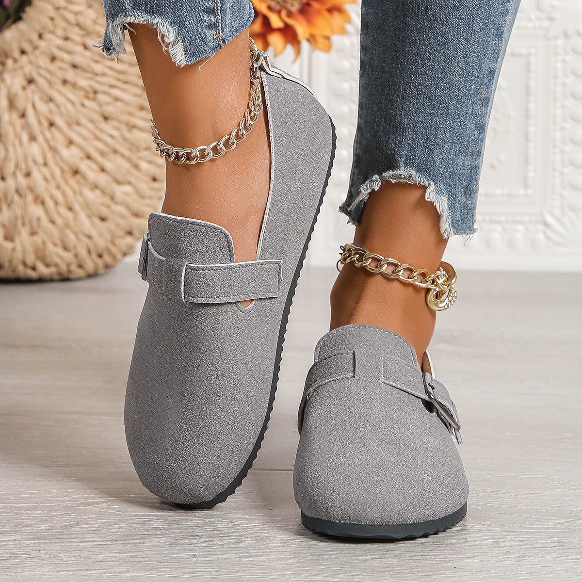 Chic Orthopedic Sneakers with Unique Design